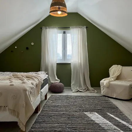 Domov Nad Jazerom Holiday home *