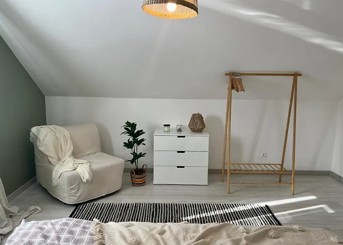 בית נופש Domov Nad Jazerom