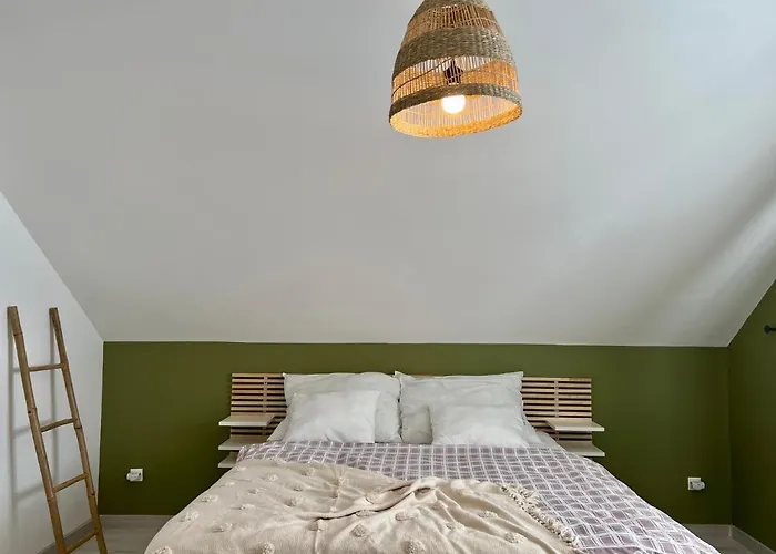 בית נופש Domov Nad Jazerom